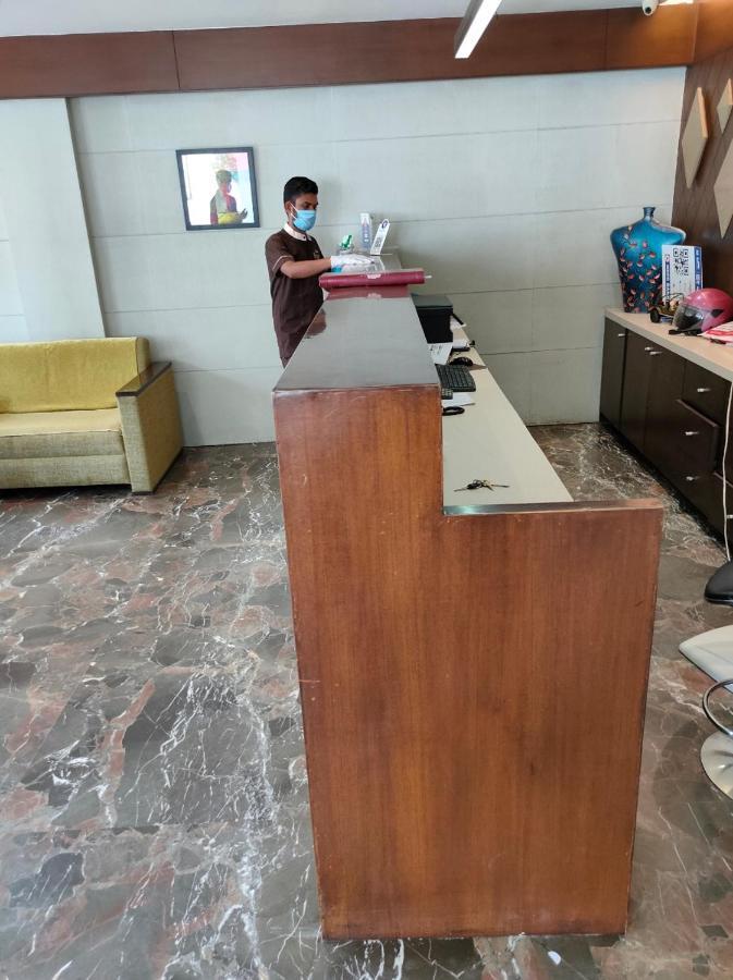 Fabhotel Prime Sky Light Vadodara Luaran gambar